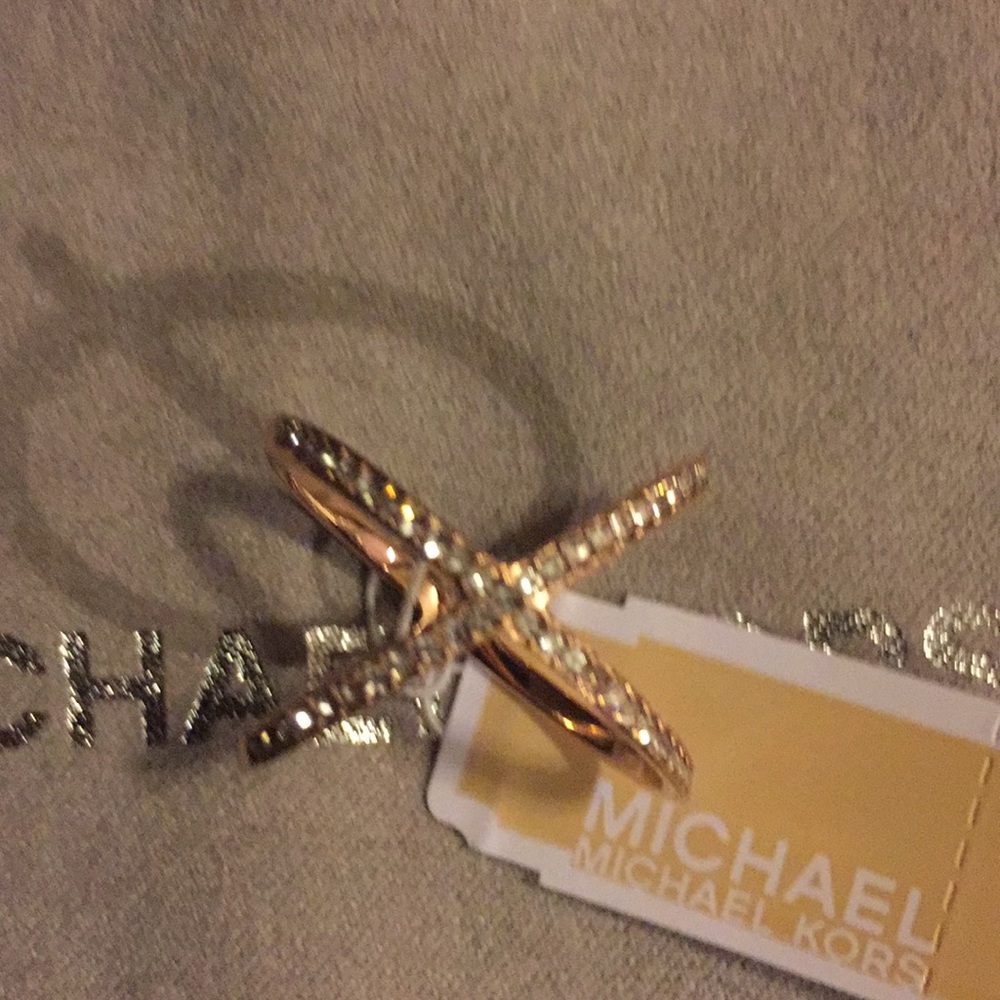 MICHAEL KORS - Pave X ROSE GOLD RING (NEW) - Picture 3 of 5